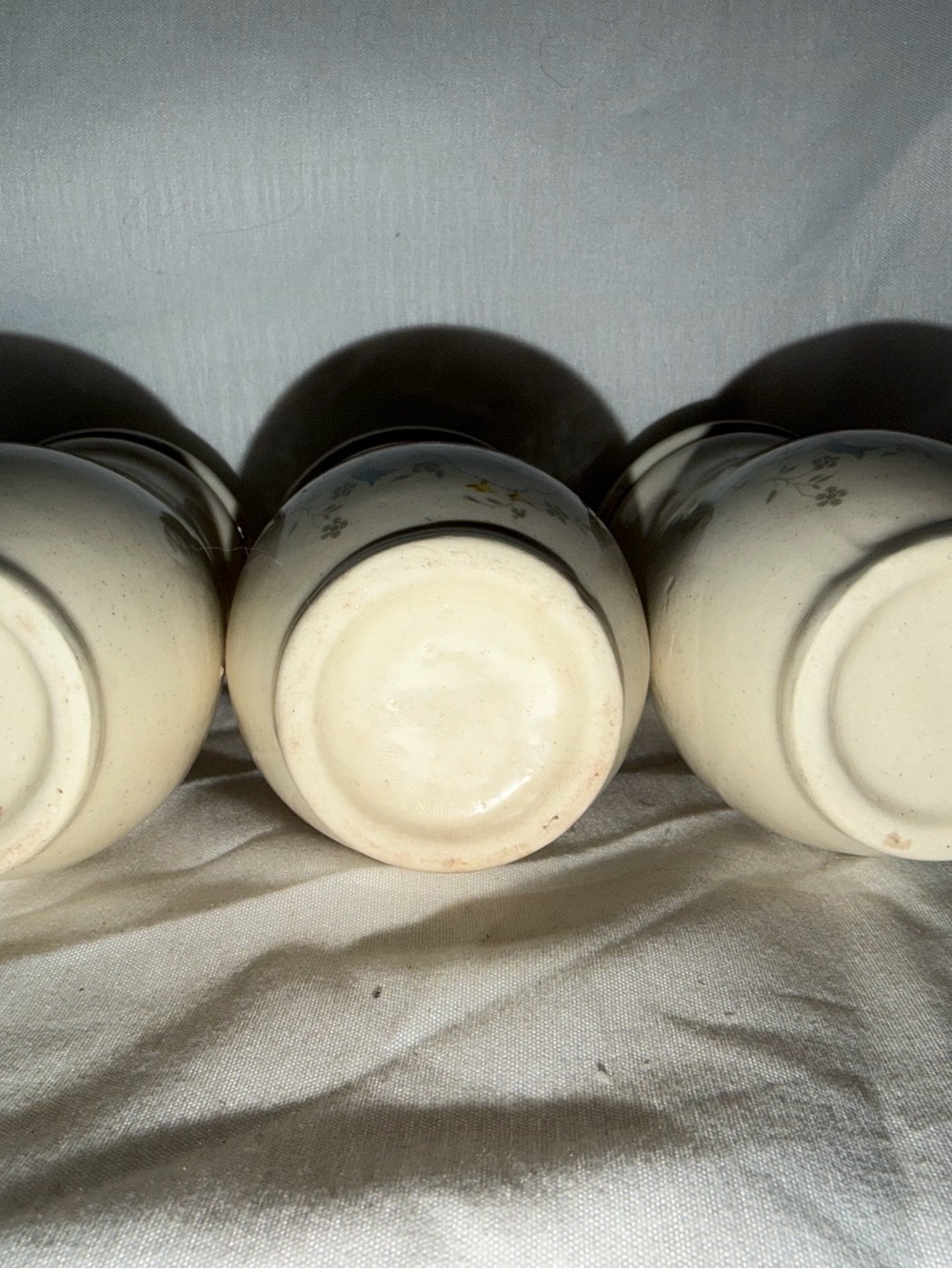 Vintage 1980s International Stoneware Country Geese Spice Jars - Set of 3 - Picture 8 of 9